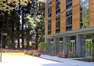 University of California, Santa Cruz (UCSC)